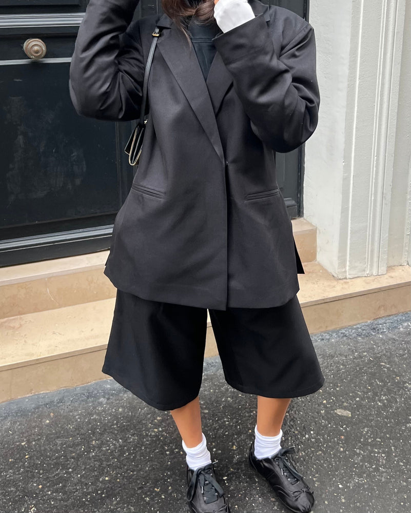 
                  
                    Load image into Gallery viewer, Ebony Boxy Slit Blazer
                  
                