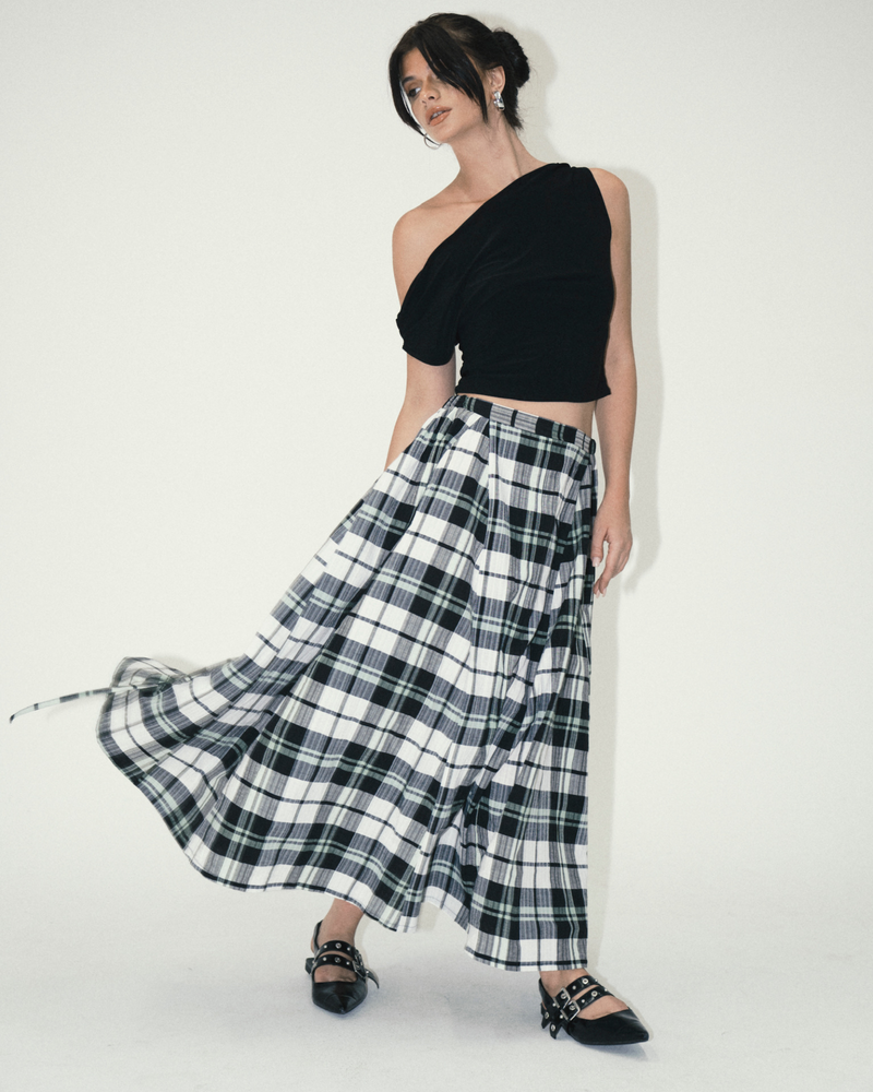 
                  
                    Load image into Gallery viewer, Plaid Dream Skirt - Green x White
                  
                