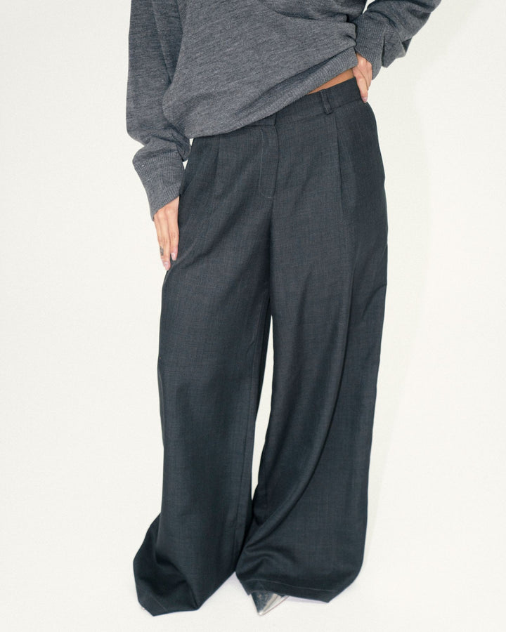 Pleated Suit Pants - Charcoal Grey
