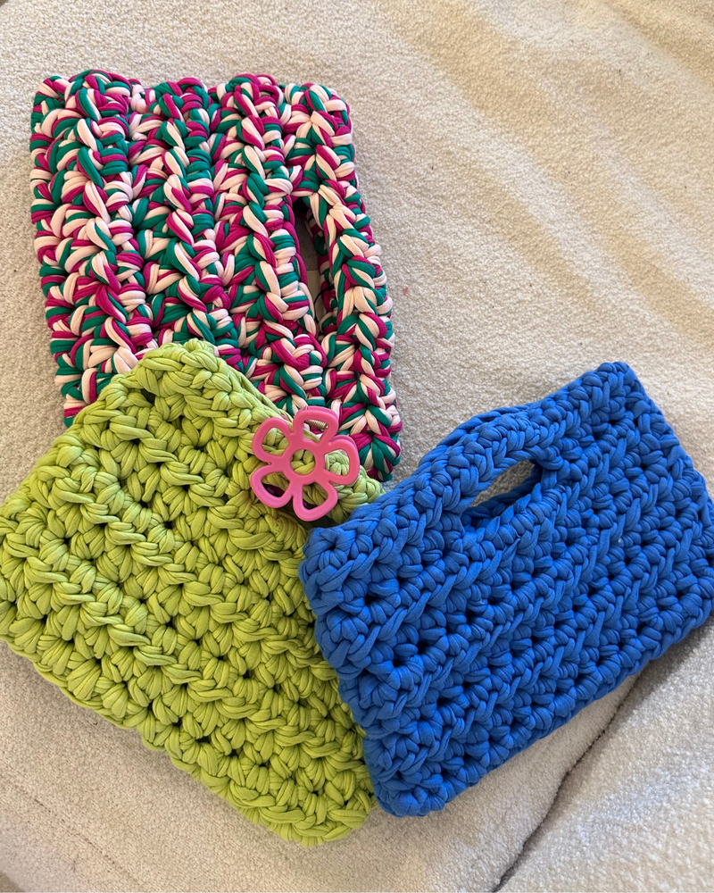 
                  
                    Load image into Gallery viewer, Limited Edition Crochet Clutch - Pistachio
                  
                