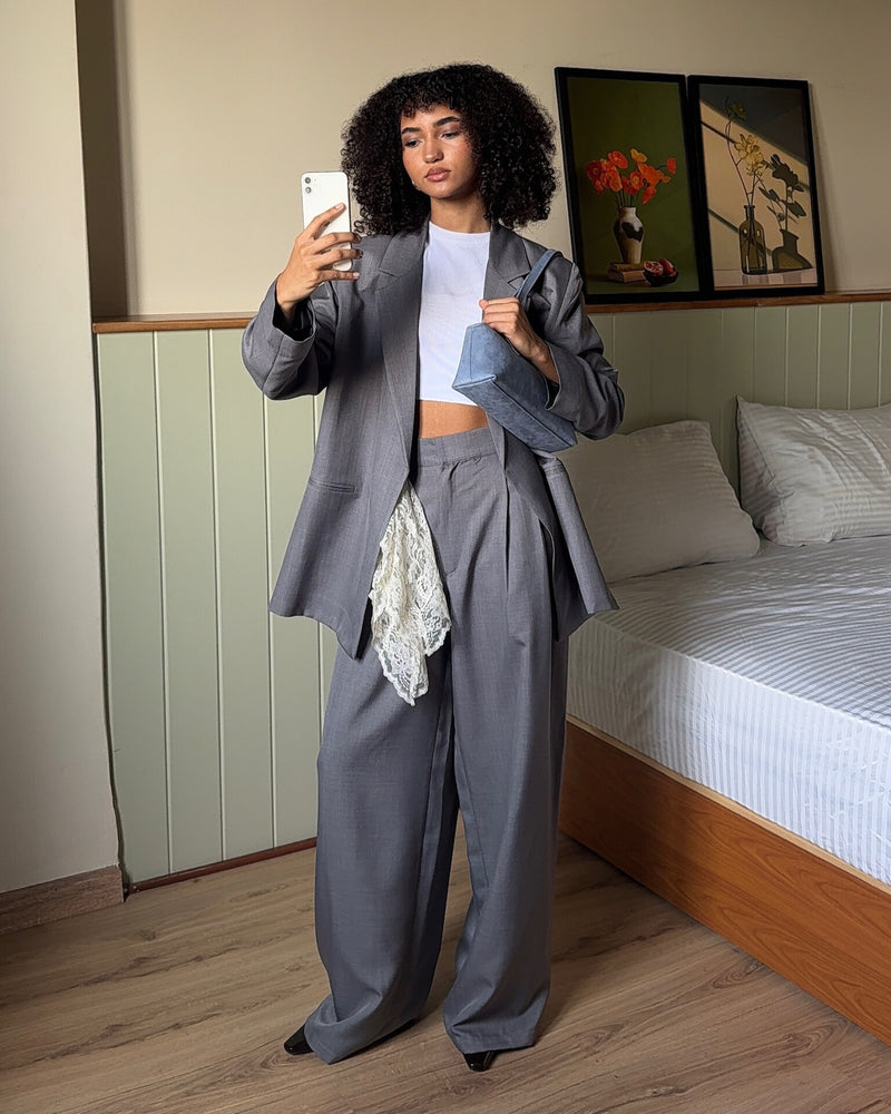 
                  
                    Load image into Gallery viewer, Ash Boxy Slit Blazer
                  
                