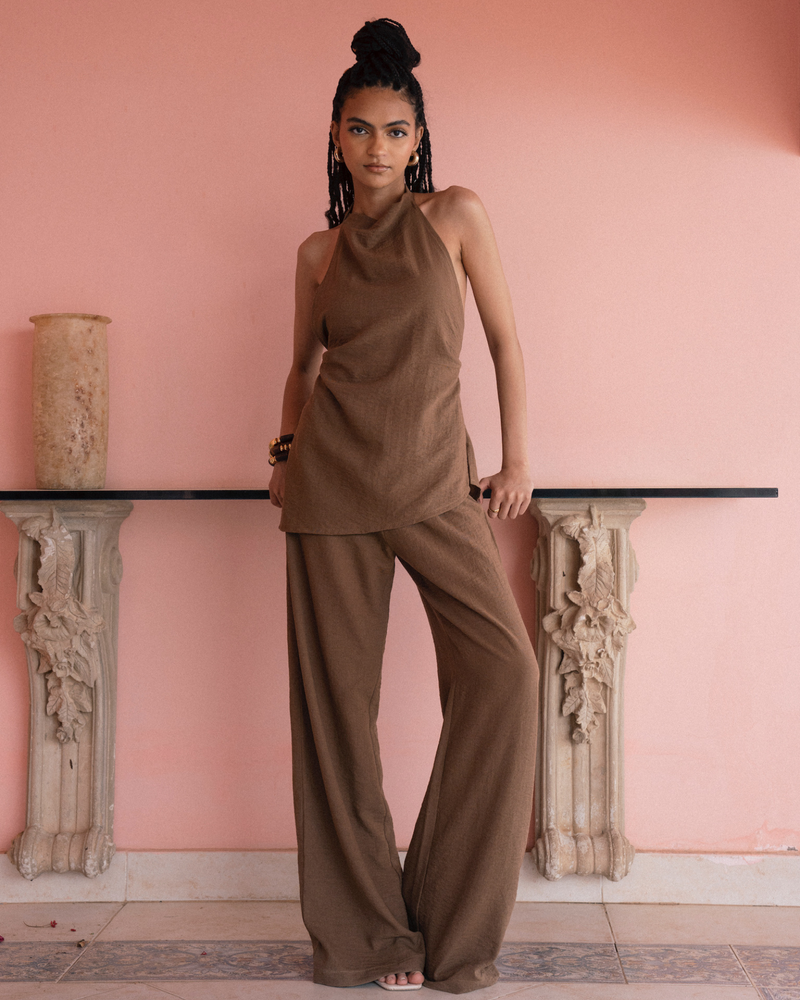 
                  
                    Load image into Gallery viewer, Halter Backless Linen Top - Choco Brown
                  
                