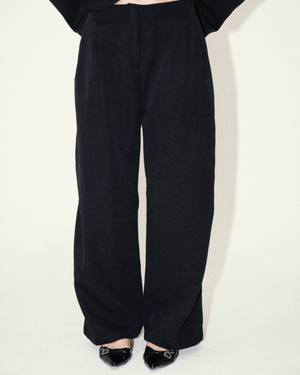 
                  
                    Load image into Gallery viewer, Pleated Suit Pants - Black
                  
                