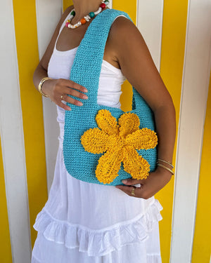 
                  
                    Load image into Gallery viewer, Raffia Bloom Bag
                  
                