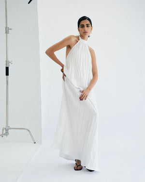 
                  
                    Load image into Gallery viewer, Lunar Maxi Backless Dress - White
                  
                