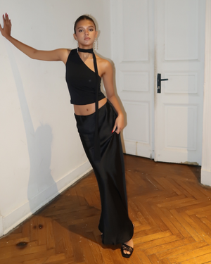 
                  
                    Load image into Gallery viewer, Drappy Satin Maxi Skirt - Black
                  
                