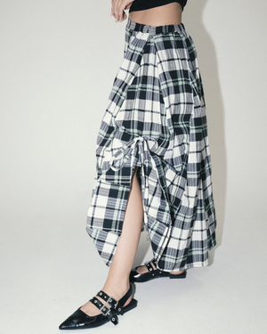 
                  
                    Load image into Gallery viewer, Plaid Dream Skirt - Green x White
                  
                