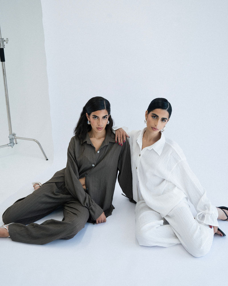 
                  
                    Load image into Gallery viewer, Crushed Oversized Shirt - White
                  
                