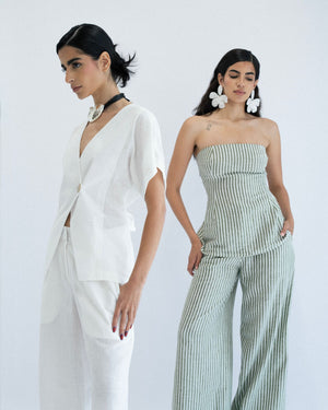 
                  
                    Load image into Gallery viewer, Asymmetrical Blazer - White
                  
                